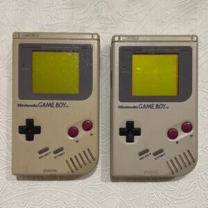 2x Original Nintendo Game Boy Handheld Consoles NOT WORKING, PARTS ONLY